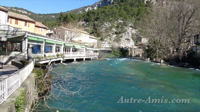 Dossier 4854-Fontaine de Vaucluse