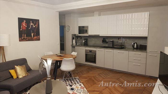 Dossier 6049-Cuisine ouverte sur salon